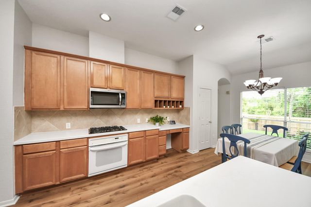 2818 Five Oaks Drive, Missouri City, TX 77459