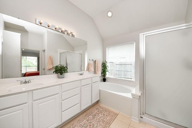 2818 Five Oaks Drive, Missouri City, TX 77459