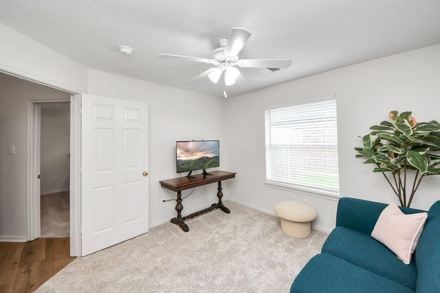 2818 Five Oaks Drive, Missouri City, TX 77459