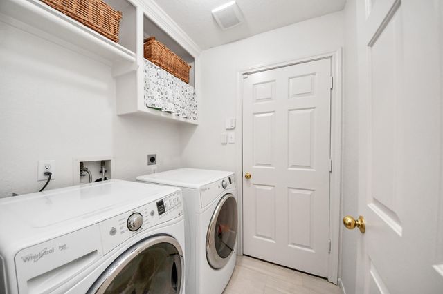 2818 Five Oaks Drive, Missouri City, TX 77459