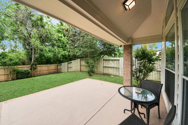 2818 Five Oaks Drive, Missouri City, TX 77459