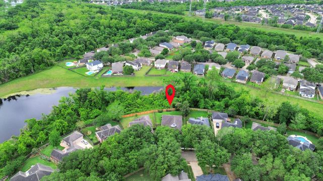 2818 Five Oaks Drive, Missouri City, TX 77459