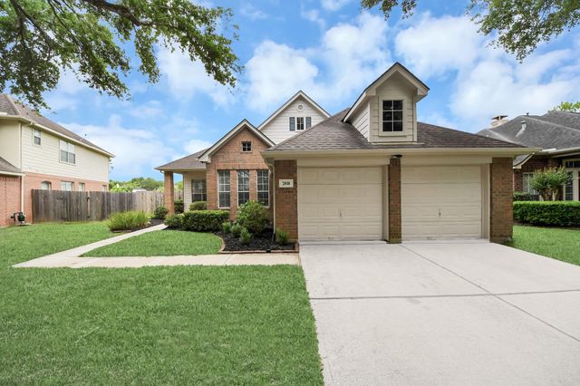 2818 Five Oaks Drive, Missouri City, TX 77459