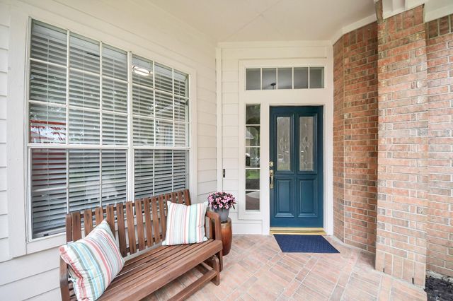 2818 Five Oaks Drive, Missouri City, TX 77459