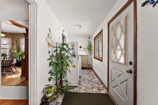 622 11th Avenue N, South Saint Paul, MN 55075