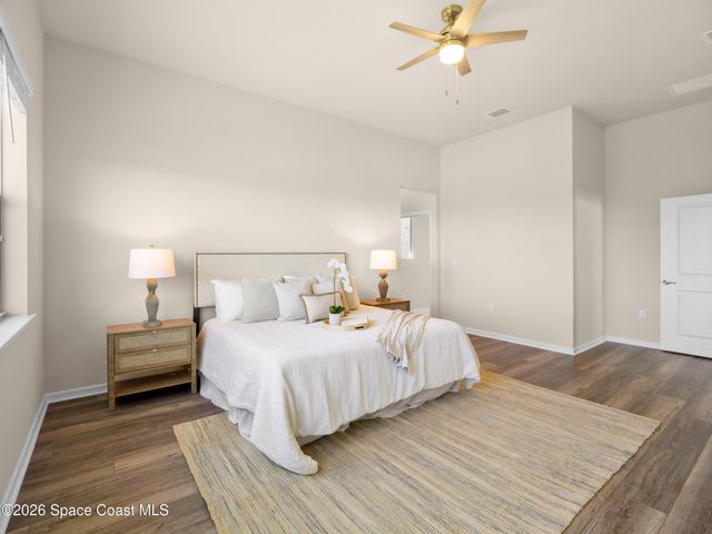 8969 Shoreline Avenue, Melbourne, FL 32940