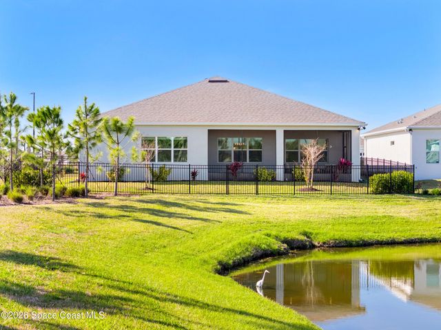 8969 Shoreline Avenue, Melbourne, FL 32940