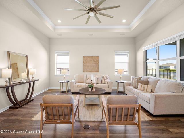 8969 Shoreline Avenue, Melbourne, FL 32940