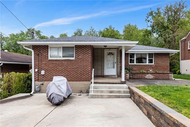 20 Florian Dr, Harmar, PA 15024