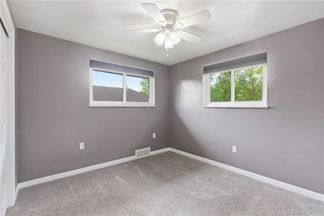 20 Florian Dr, Harmar, PA 15024