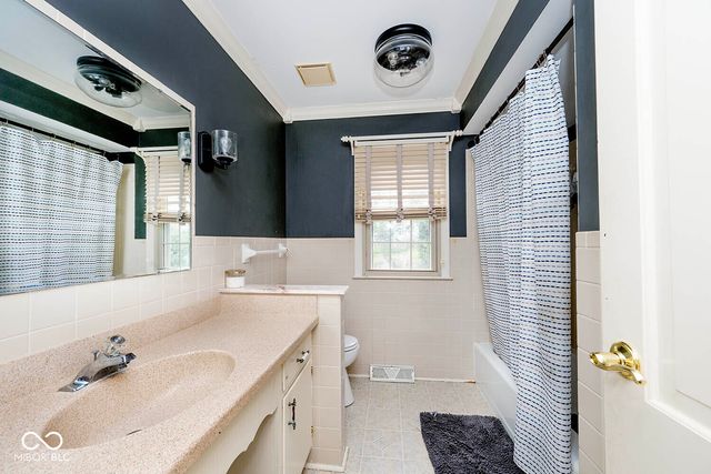 420 Ashford Court, Indianapolis, IN 46214