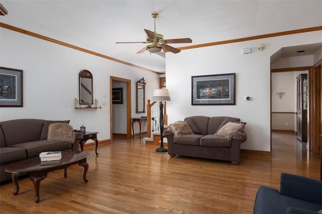 5710 W Goff Court, Lawrence, KS 66047