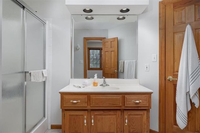 5710 W Goff Court, Lawrence, KS 66047