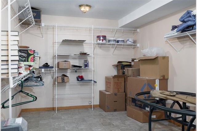 5710 W Goff Court, Lawrence, KS 66047