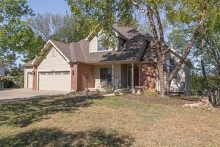 5710 W Goff Court, Lawrence, KS 66047