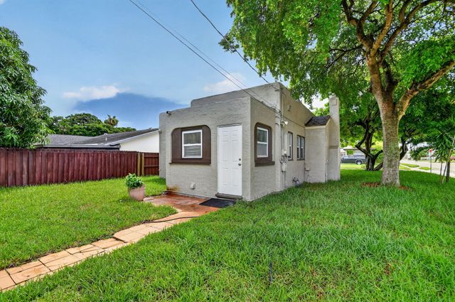 739 KAYE Street 0, West Palm Beach, FL 33405