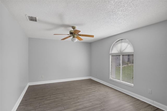 1055 ELIZABETH RIDGE COURT, Kissimmee, FL 34747