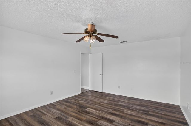 1055 ELIZABETH RIDGE COURT, Kissimmee, FL 34747
