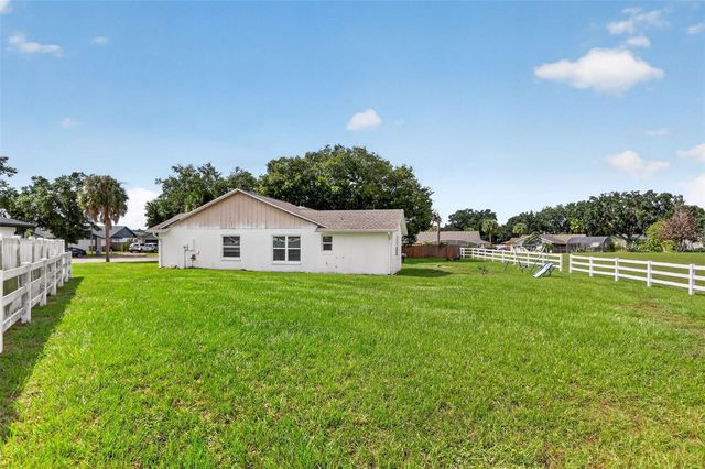 1055 ELIZABETH RIDGE COURT, Kissimmee, FL 34747
