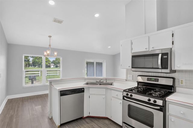 1055 ELIZABETH RIDGE COURT, Kissimmee, FL 34747