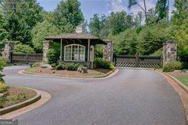 5949 Watermark Cove, Gainesville, GA 30506