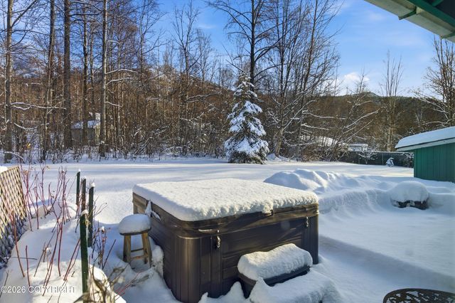 16127 Old Glenn Highway, Chugiak, AK 99567