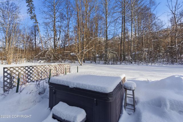 16127 Old Glenn Highway, Chugiak, AK 99567