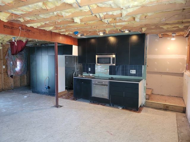 3226 North Main Street 1, Fall River, MA 02720