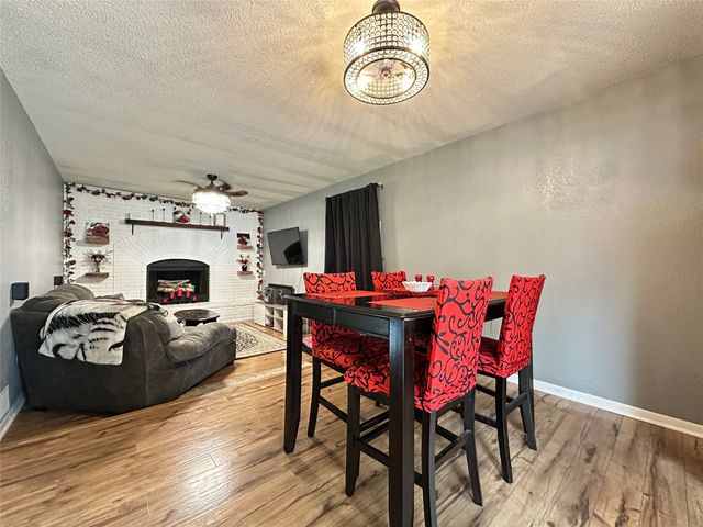 402 SW Ash Drive, Ankeny, IA 50023