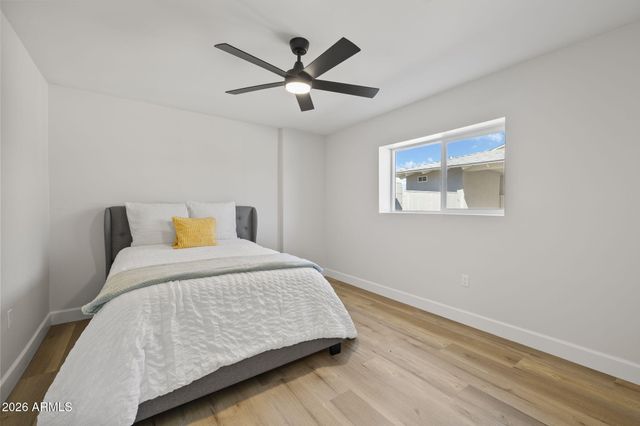 8632 E HIGHLAND Avenue, Scottsdale, AZ 85251