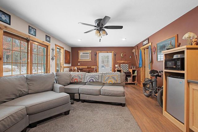 N9751 Parkway ROAD, Crivitz, WI 54114