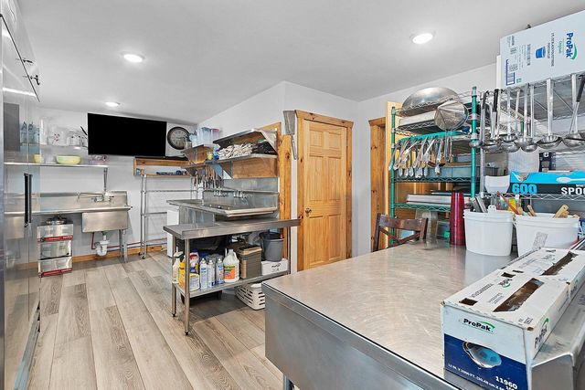 N9751 Parkway ROAD, Crivitz, WI 54114