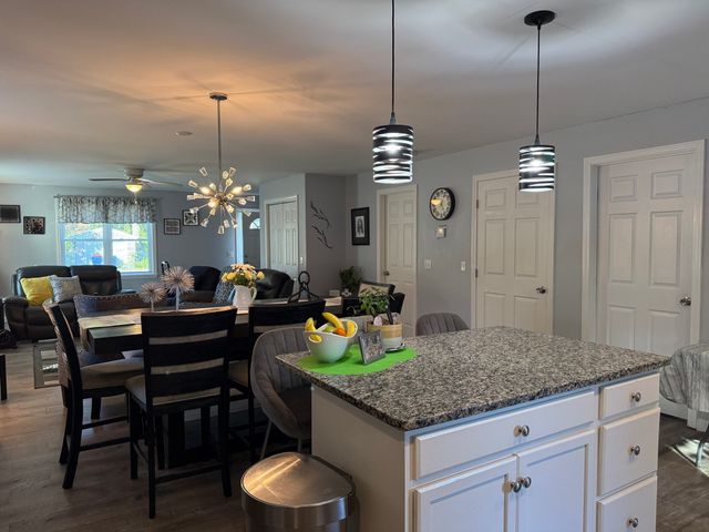 342 Onset Ave, Wareham, MA 02558