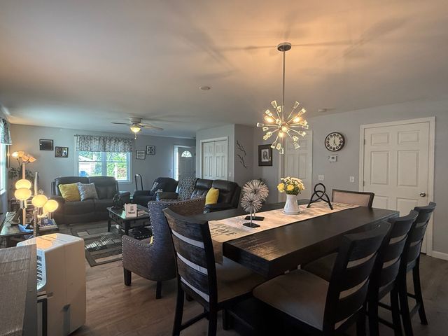342 Onset Ave, Wareham, MA 02558