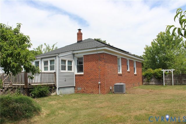 710 Colonial Ave, Colonial Heights, VA 23834