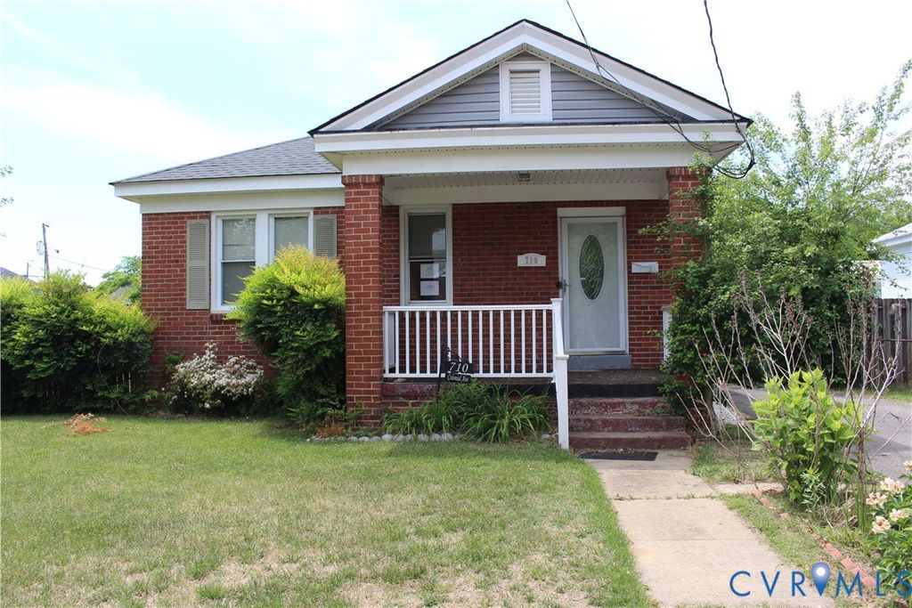 710 Colonial Ave, Colonial Heights, VA 23834