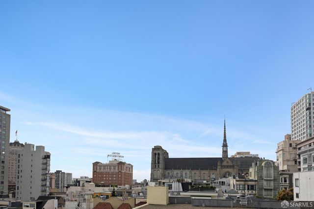 1260 clay Street 301, San Francisco, CA 94108