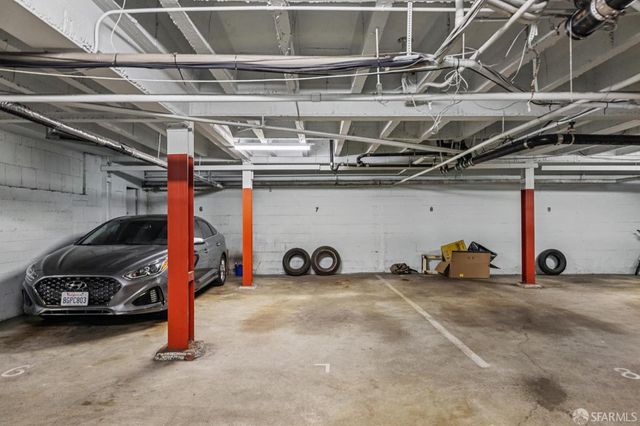 1260 clay Street 301, San Francisco, CA 94108