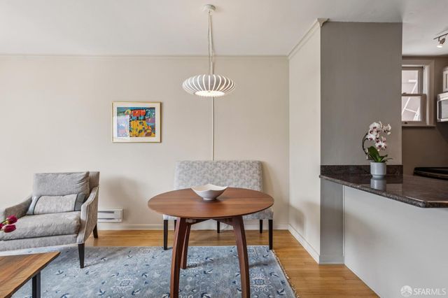 1260 clay Street 301, San Francisco, CA 94108