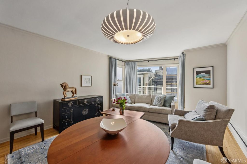 1260 clay Street 301, San Francisco, CA 94108