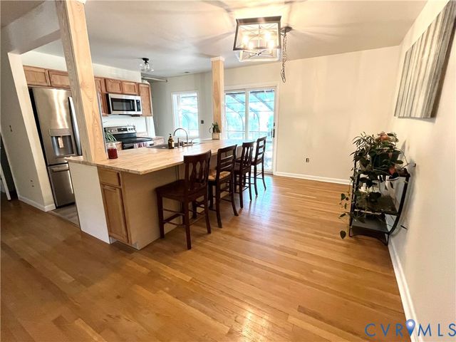 1670 Holly Dr, Gloucester Point, VA 23062