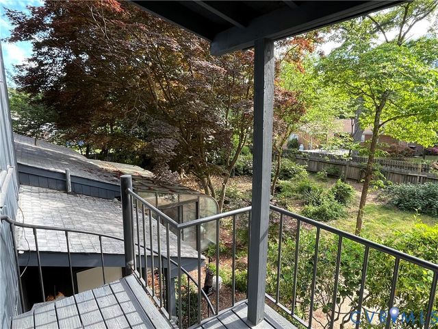 1670 Holly Dr, Gloucester Point, VA 23062