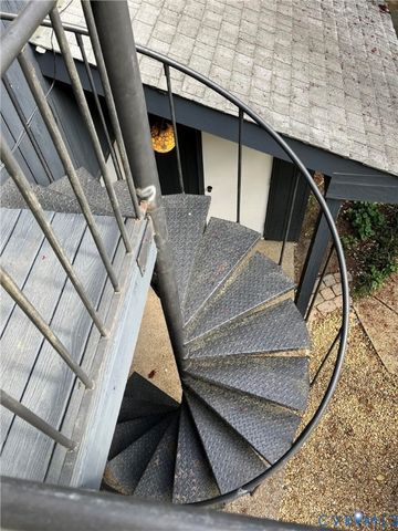 1670 Holly Dr, Gloucester Point, VA 23062