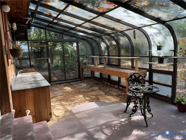 1670 Holly Dr, Gloucester Point, VA 23062