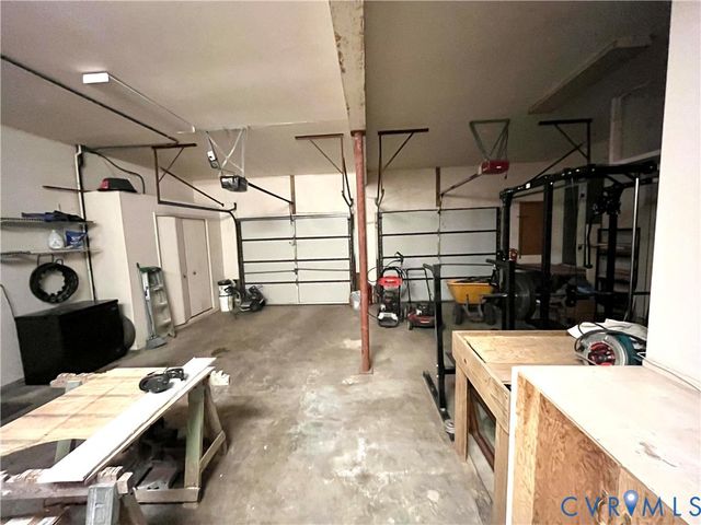 1670 Holly Dr, Gloucester Point, VA 23062