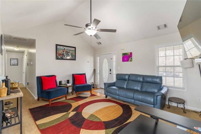 802 Spicebush Path, Locust Grove, GA 30248