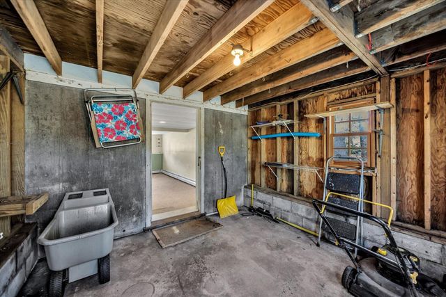 27 Madeline Road, East Falmouth, MA 02536