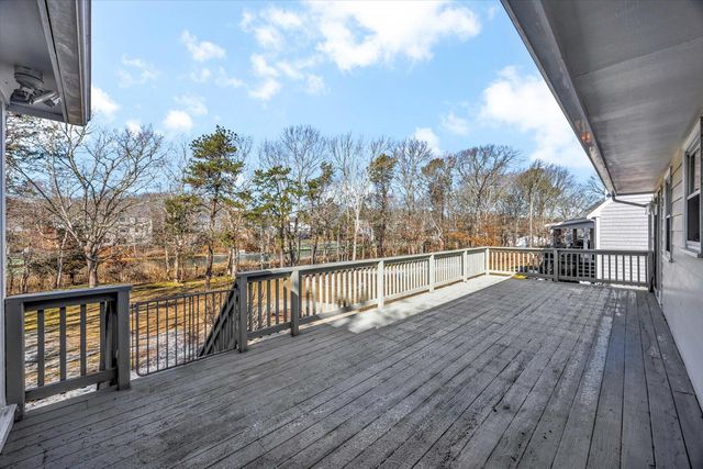 27 Madeline Road, East Falmouth, MA 02536