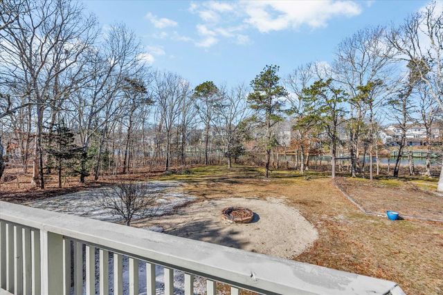 27 Madeline Road, East Falmouth, MA 02536