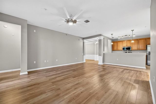 7901 SEMINOLE BOULEVARD 1103, Seminole, FL 33772